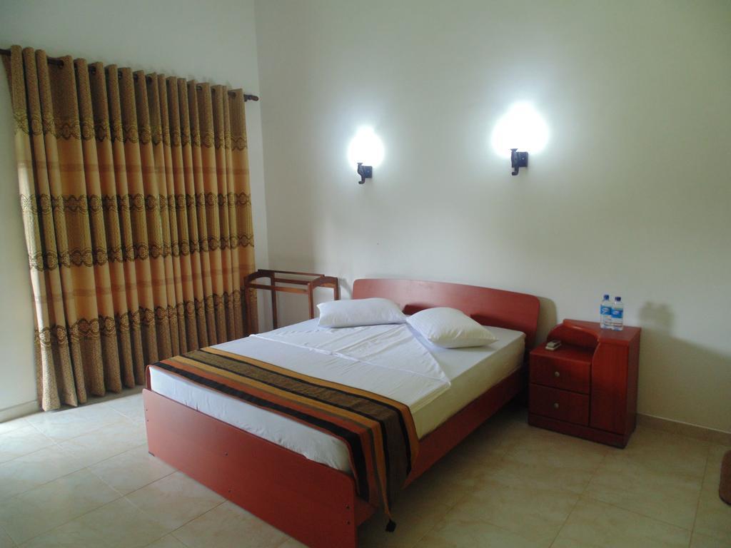 White Eagle Hotel Sigiriya Esterno foto