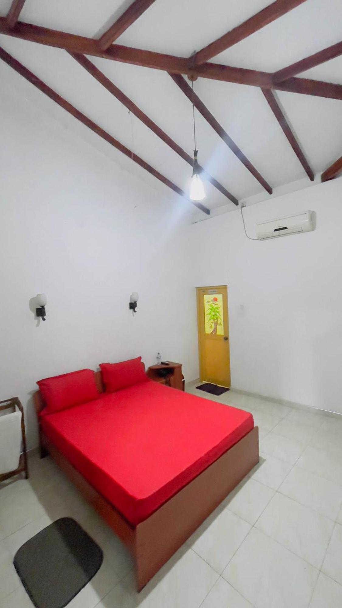 White Eagle Hotel Sigiriya Esterno foto